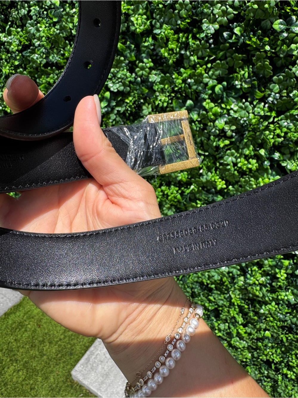 Black Leather Belt with Gold YSL Buckle - Picture 2 of 4